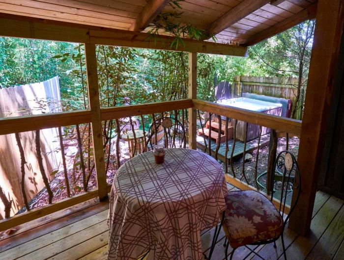 creekwalk inn and cabins