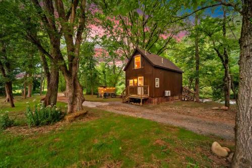 creekwalk inn and cabins