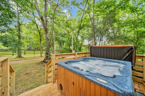 creekwalk inn and cabins