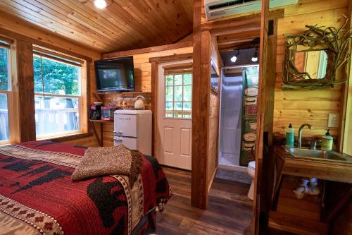 creekwalk inn and cabins