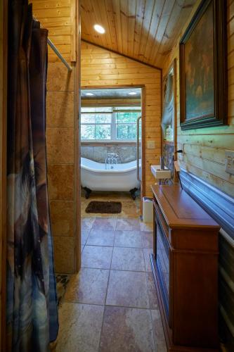 creekwalk inn and cabins