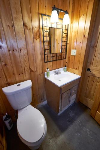 creekwalk inn and cabins