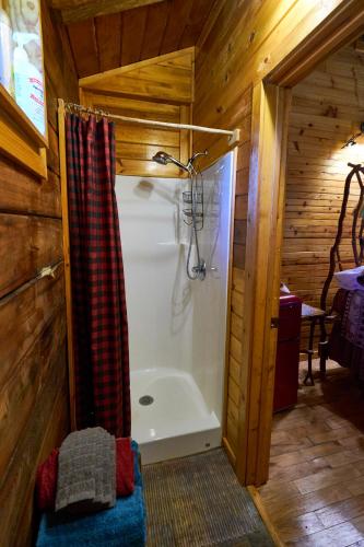creekwalk inn and cabins