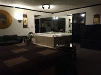 wildwood inn tropical dome and theme suites