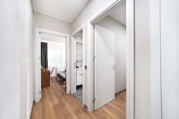 nish suite atasehir