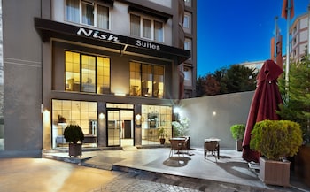 nish suite atasehir