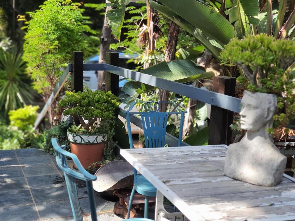 waterhouse guest lodges 202 lawley street