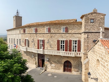 Chateau De Murviel,1 Place Georges Clemenceau,3 star