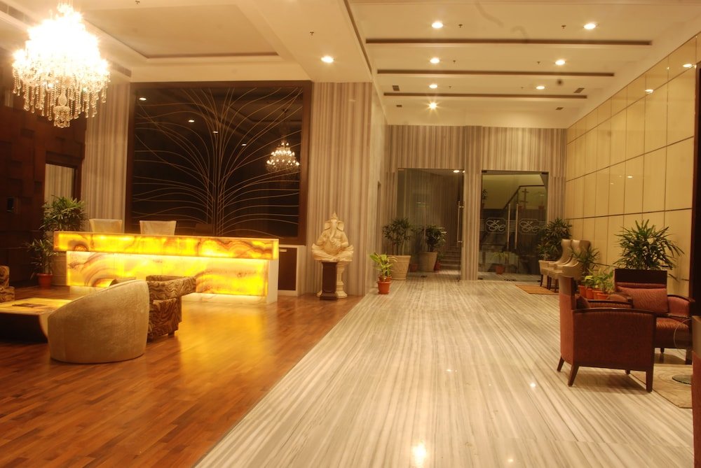 Hotel Pluto's,Delhi>>Chhatarpur,3 star