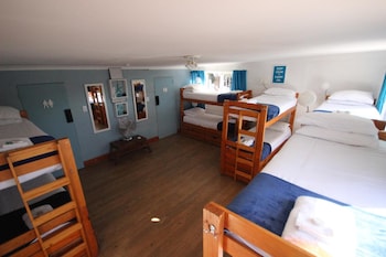 saltycrax backpackers and adventures