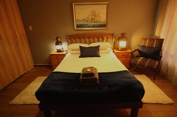 saltycrax backpackers and adventures