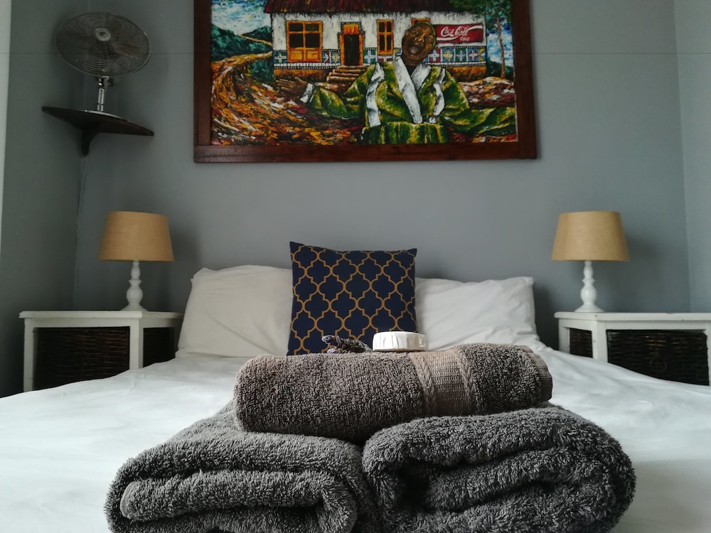 saltycrax backpackers and adventures