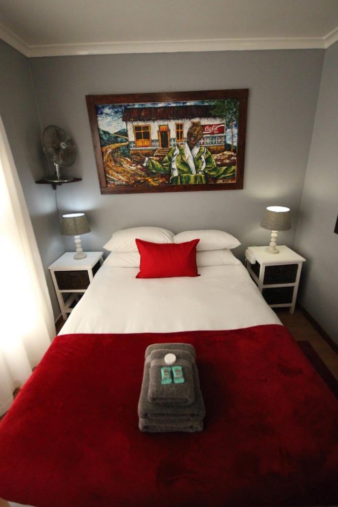 saltycrax backpackers and adventures