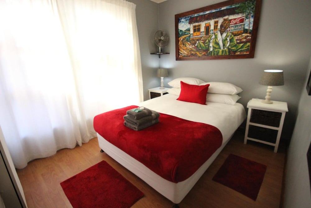 saltycrax backpackers and adventures