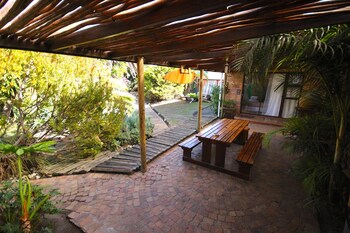 saltycrax backpackers and adventures