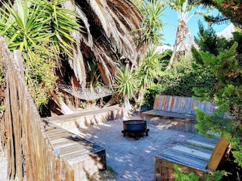 saltycrax backpackers and adventures