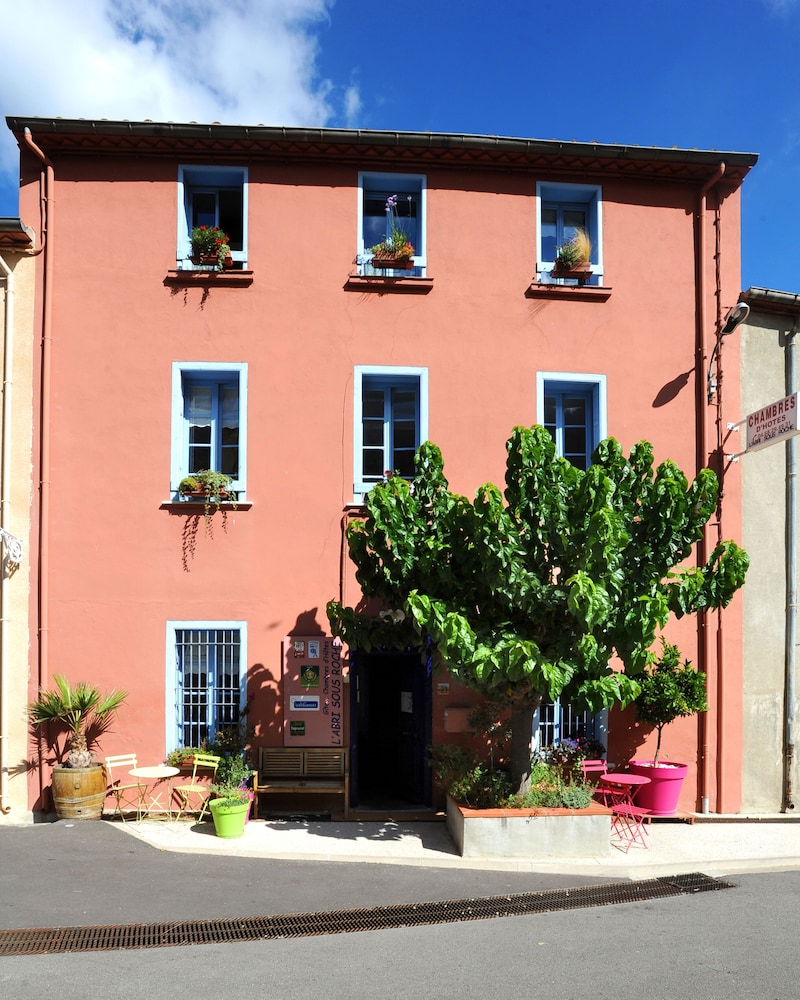chambres dhotes et gites labri sous roche