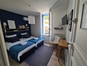 chambres dhotes et gites labri sous roche