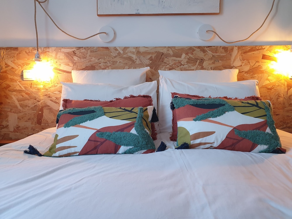chambres dhotes et gites labri sous roche