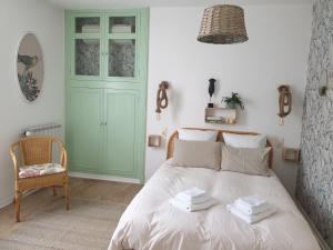 chambres dhotes et gites labri sous roche