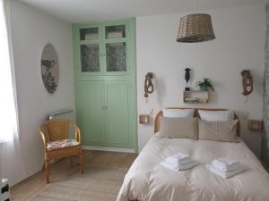 chambres dhotes et gites labri sous roche