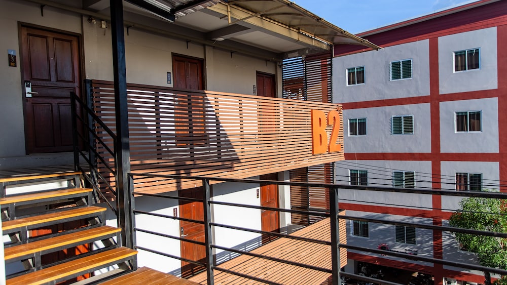 b2 santitham boutique and budget hotel