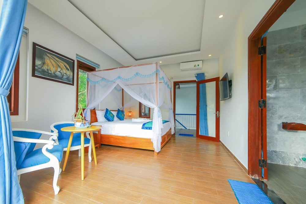 sea village homestay