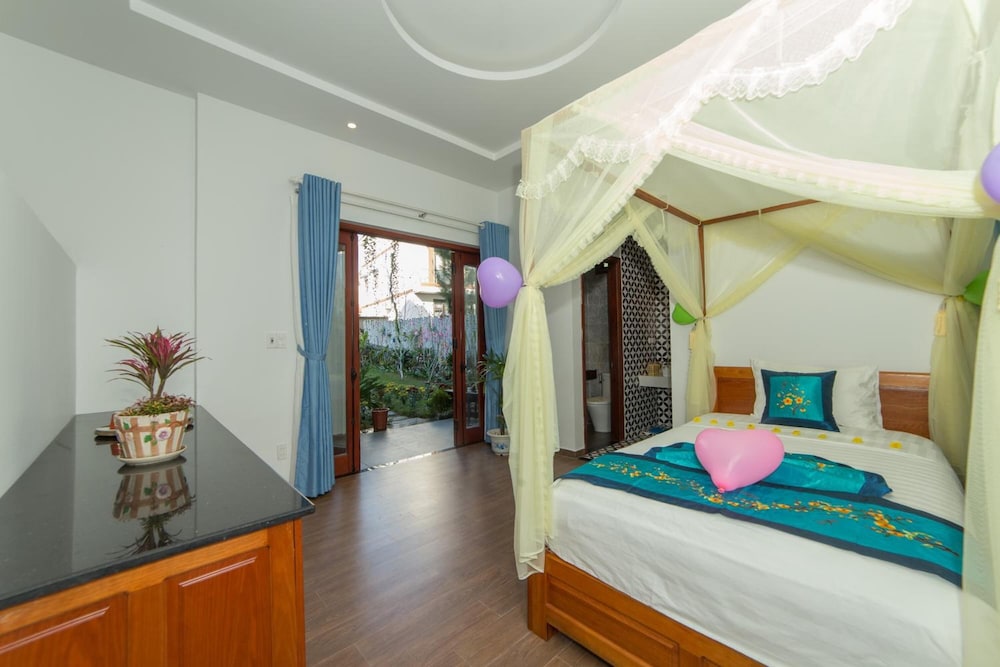 sea village homestay