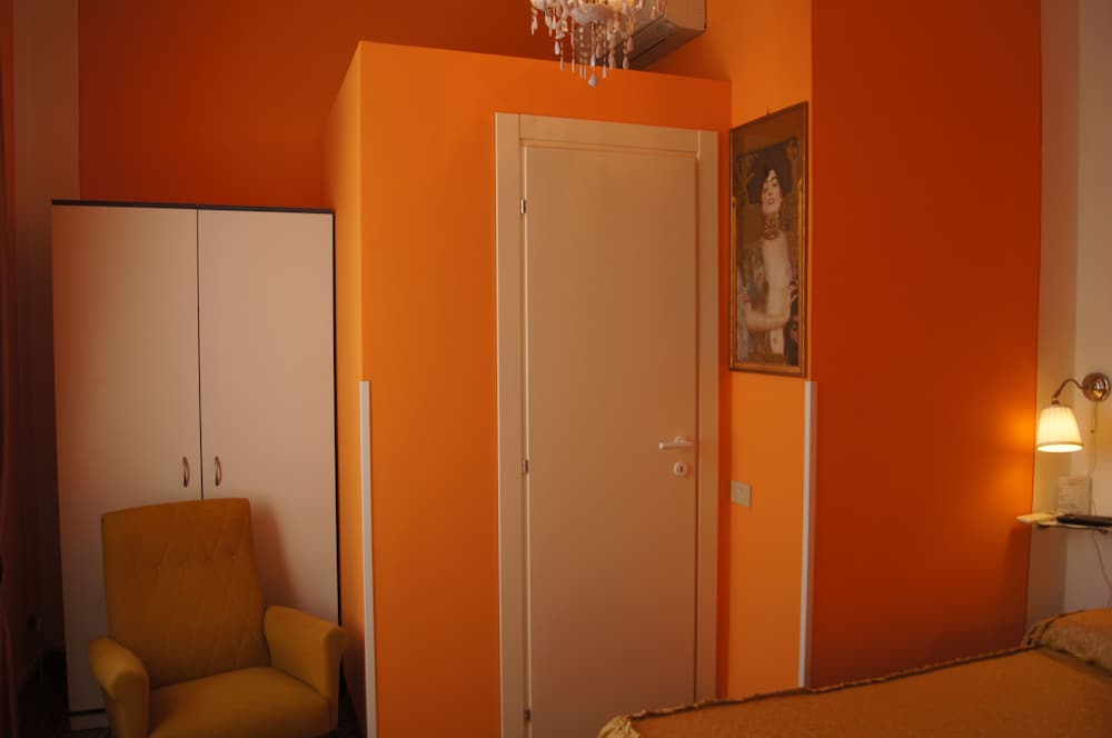 la mimosa bed and breakfast