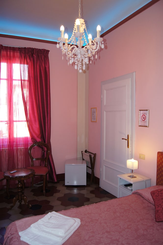 la mimosa bed and breakfast