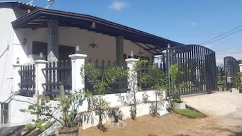River Vally Inn,,3 star