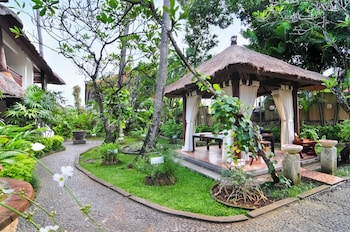 sativa sanur cottages