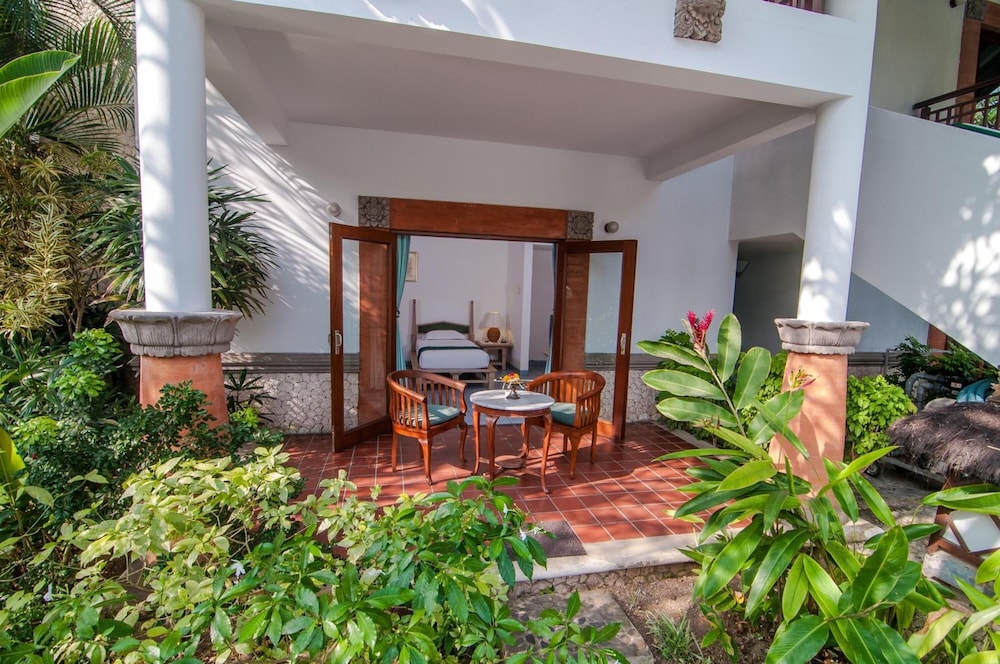 sativa sanur cottages