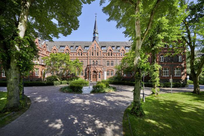 mutterhaus dusseldorf hotel