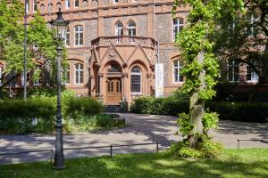 mutterhaus dusseldorf hotel