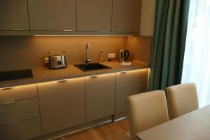 meyns apartments and hotel