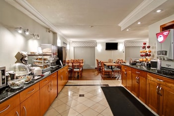 Quality Inn,Hamilton>>Cambridge,3 star