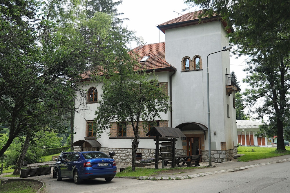 garni hotel vila drina
