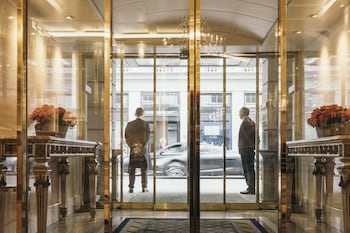 savoy hotel baur en ville