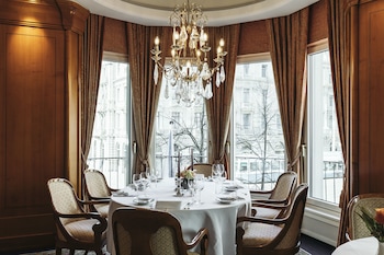 savoy hotel baur en ville