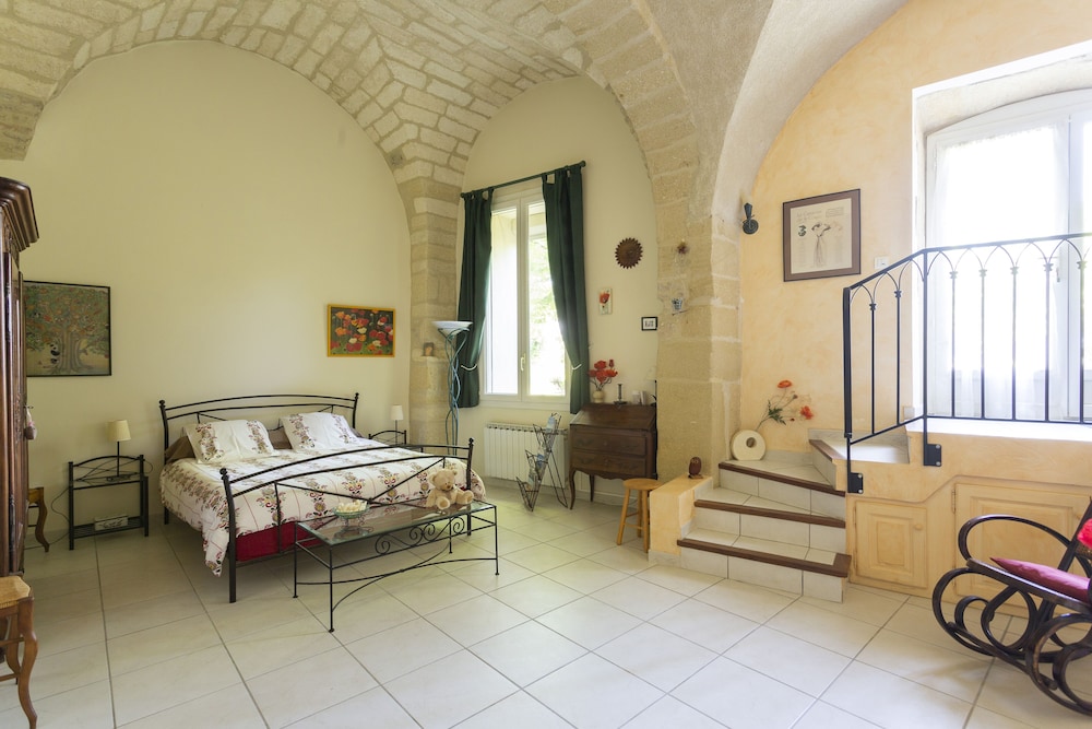 galargues