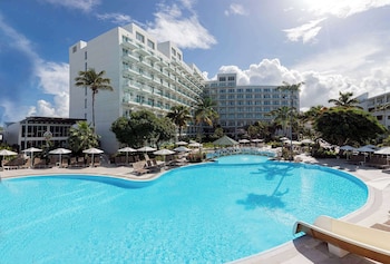 sonesta maho beach all inclusive resort casino and spa