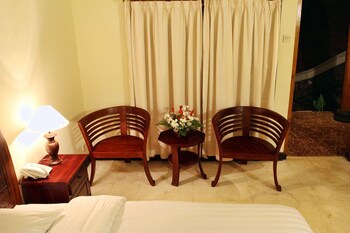 queen of the south resort