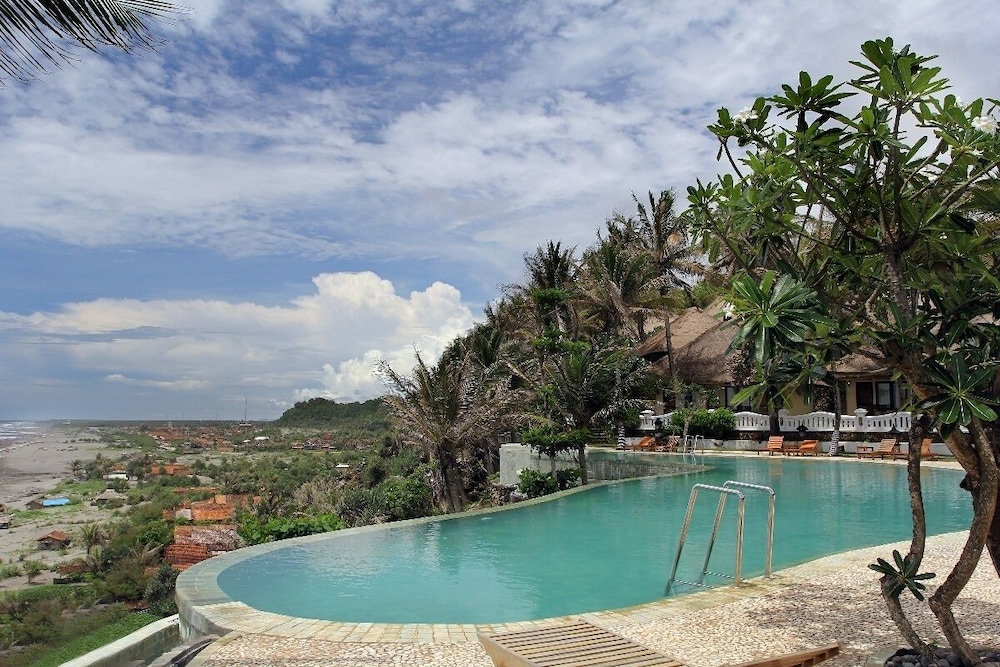 queen of the south resort
