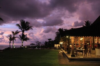 queen of the south resort
