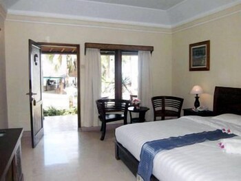 queen of the south resort