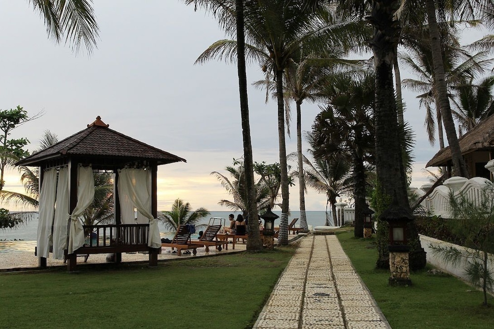 queen of the south resort