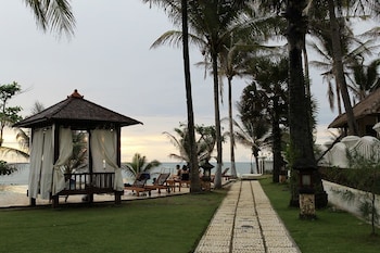 queen of the south resort