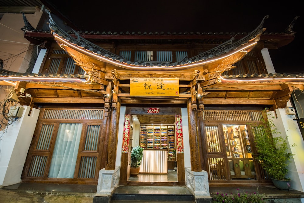 lijiang yue tu inn