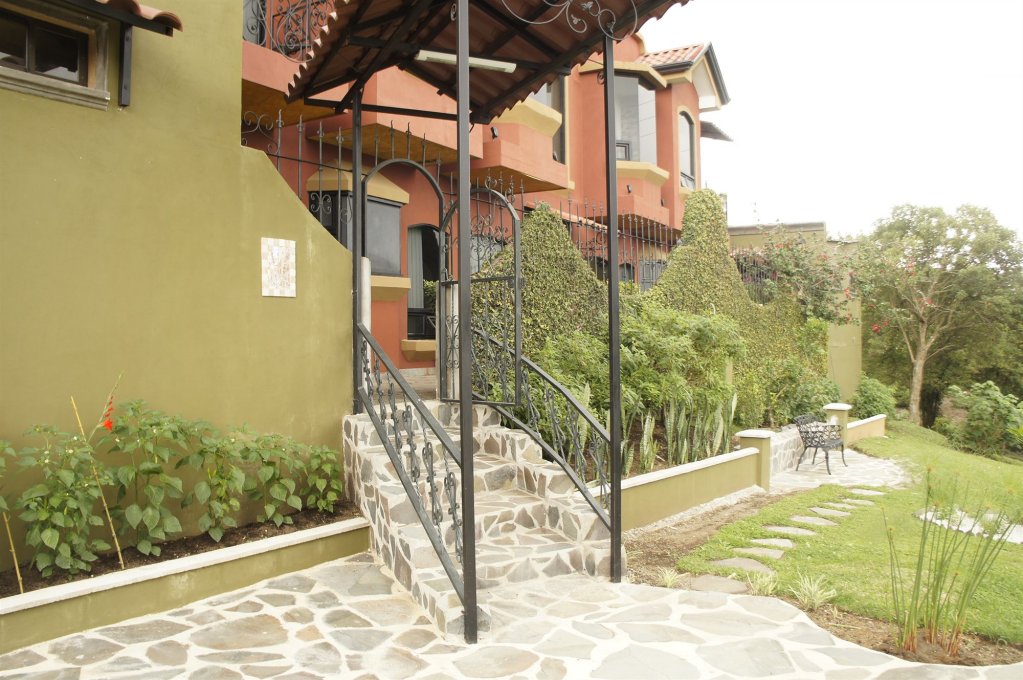 casas del toro monteverde